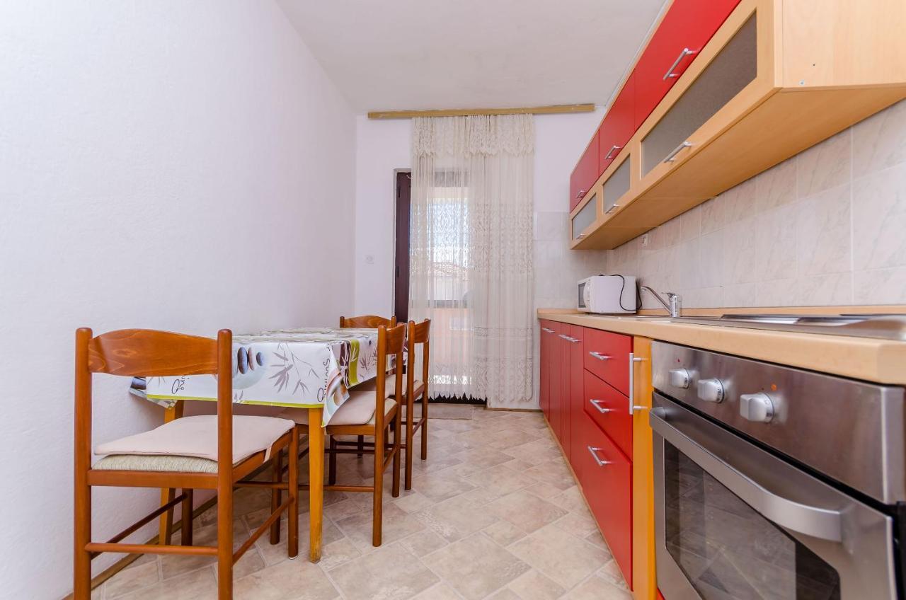 Apartments Kursan Trogir Exterior photo