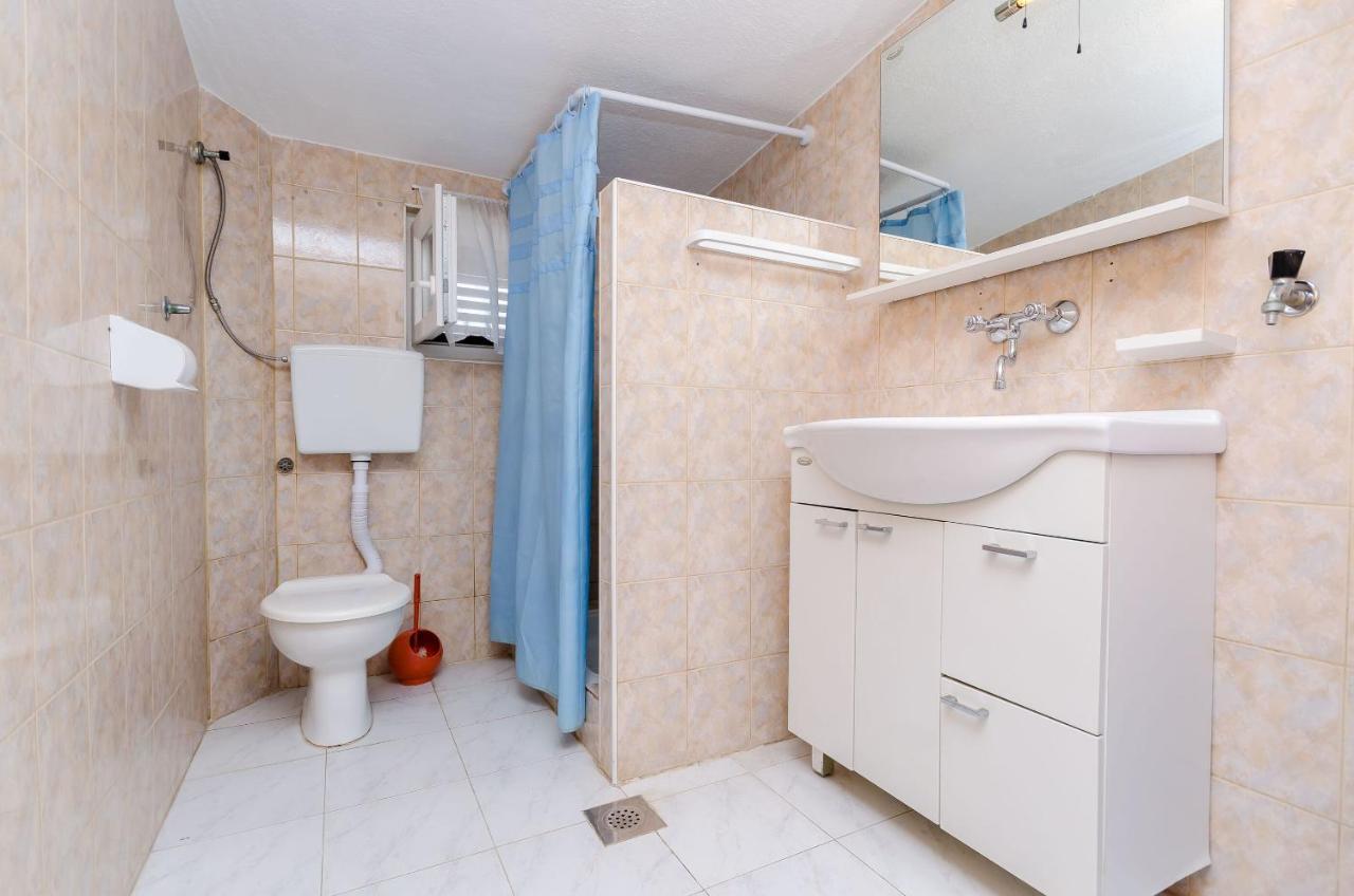 Apartments Kursan Trogir Exterior photo