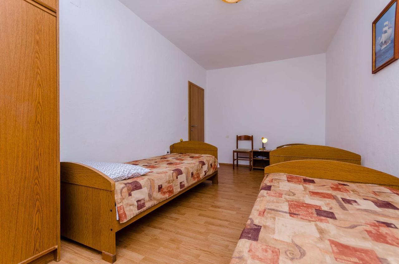 Apartments Kursan Trogir Exterior photo